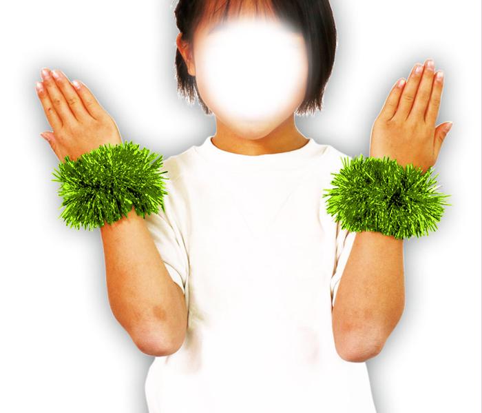 キラキラリストバンド　ライトグリーン1