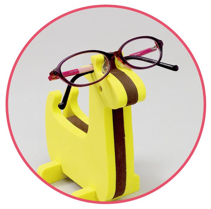 キリンさんお絵かきスマホスタンド1