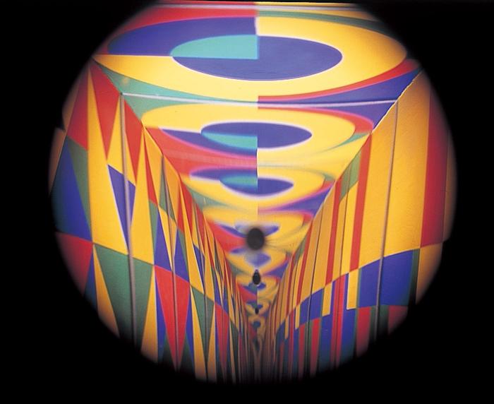 ミラーボックス1