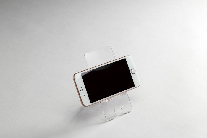 スマホスタンドアクリル3