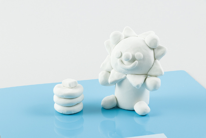 無臭・抗菌油ねんどM8