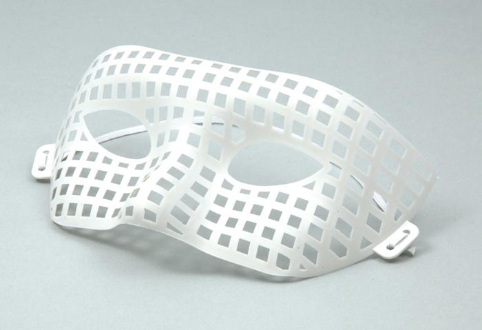 メッシュ仮面芯2