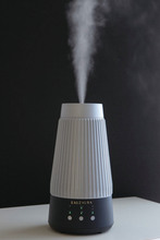 水素オゾン生成機能付加湿器AIRZEE