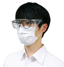 安全メガネ　曇り止め付