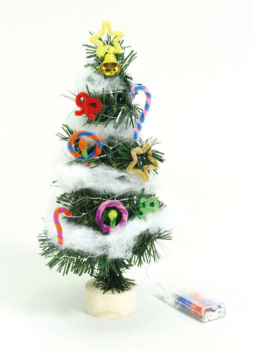 クリスマスツリー作り（イルミネーションライト付）2