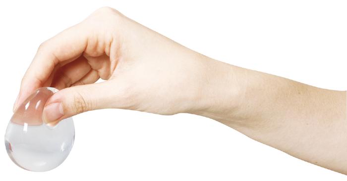 光る！つかめる！不思議な水1