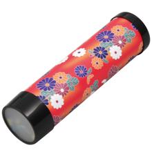 昔ながらの万華鏡づくり