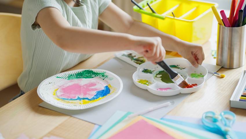 夏休みにできる簡単工作｜親子で楽しむ小学生向けアイデア集